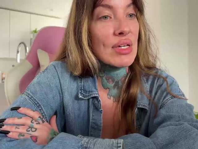 iiixbostonxiii, en directo ahora en BongaCams