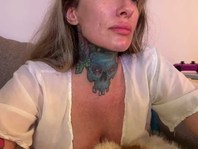 iiixbostonxiii live cam on BongaCams