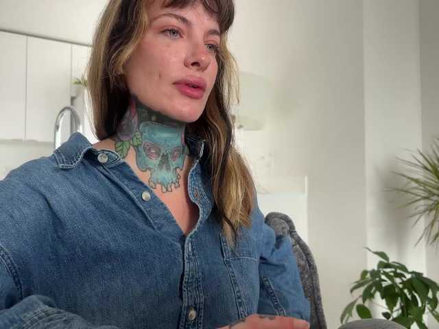 iiixbostonxiii live cam on BongaCams