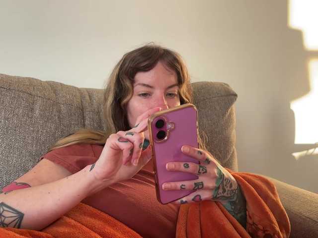 iiixbostonxiii live cam on BongaCams
