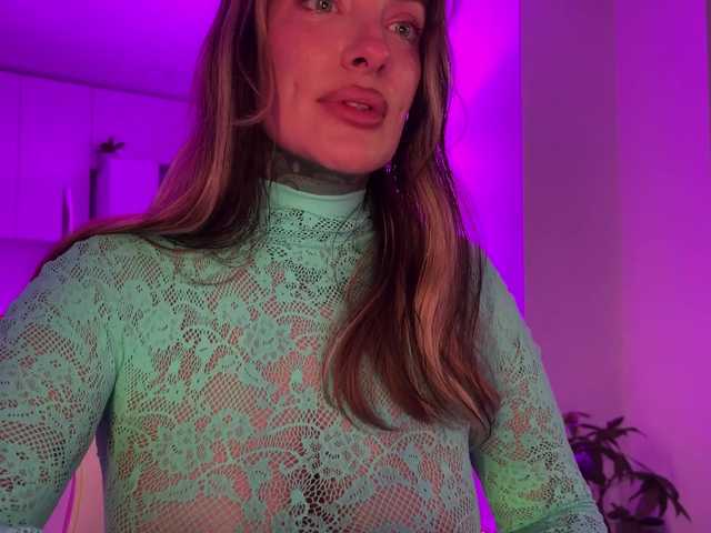 iiixbostonxiii live cam on BongaCams