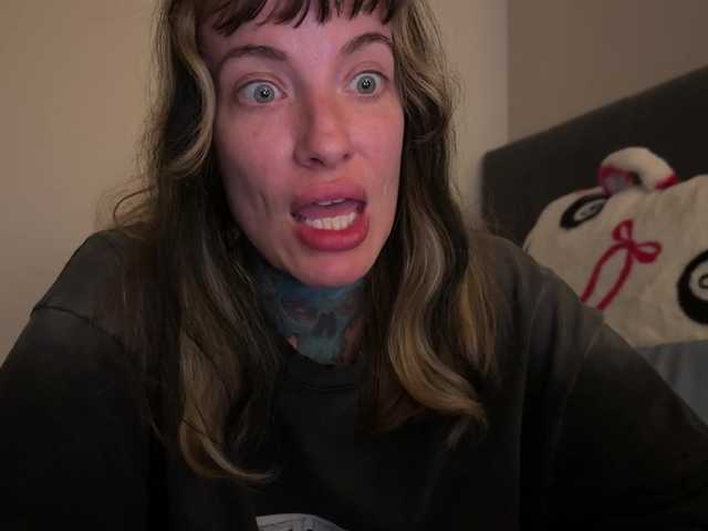 iiixbostonxiii's BongaCams show and profile