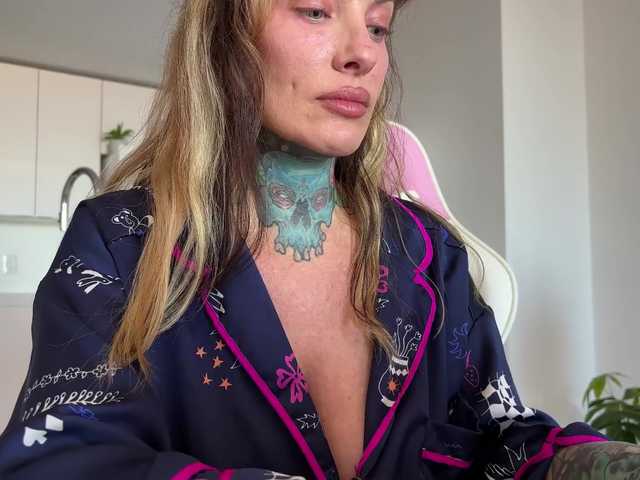 iiixbostonxiii live cam on BongaCams