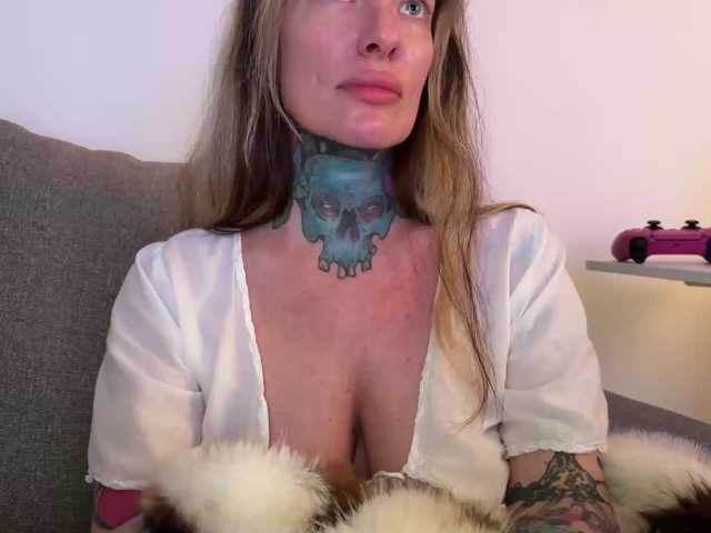 iiixbostonxiii, en vivo ahora en BongaCams