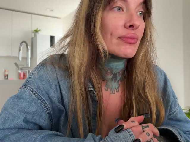 iiixbostonxiii live cam on BongaCams