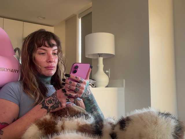 iiixbostonxiii live cam on BongaCams