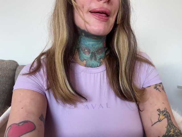 iiixbostonxiii live cam on BongaCams