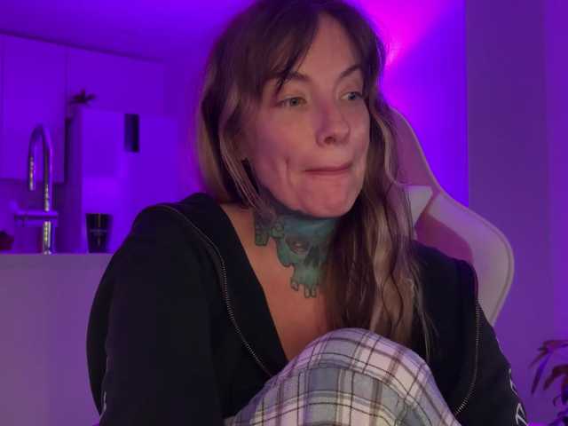 iiixbostonxiii live cam on BongaCams