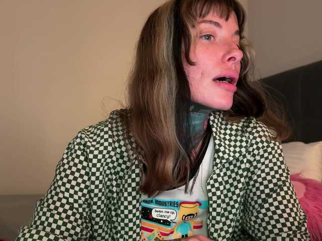 iiixbostonxiii's BongaCams show and profile