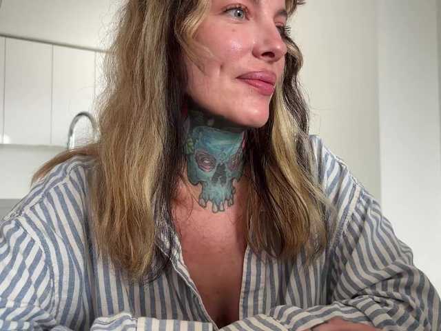 iiixbostonxiii live cam on BongaCams