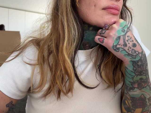 iiixbostonxiii live cam on BongaCams