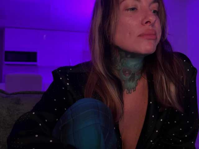iiixbostonxiii live cam on BongaCams