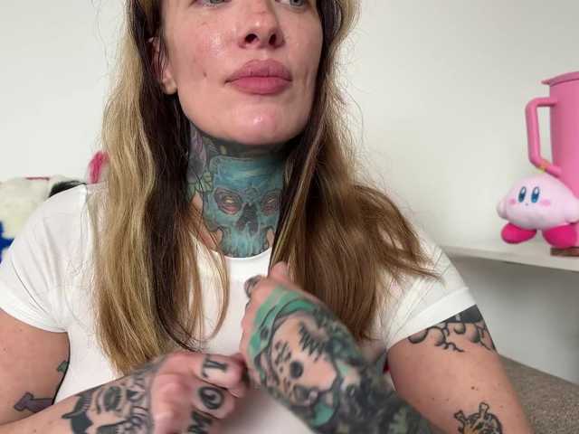 iiixbostonxiii live cam on BongaCams