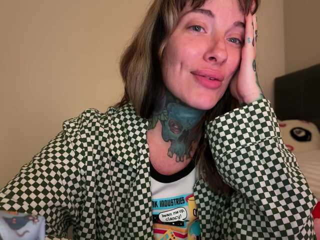 iiixbostonxiii's BongaCams show and profile