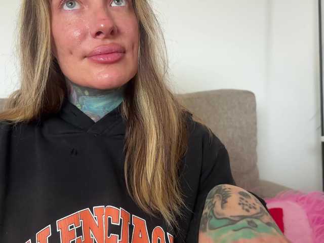 iiixbostonxiii live cam on BongaCams