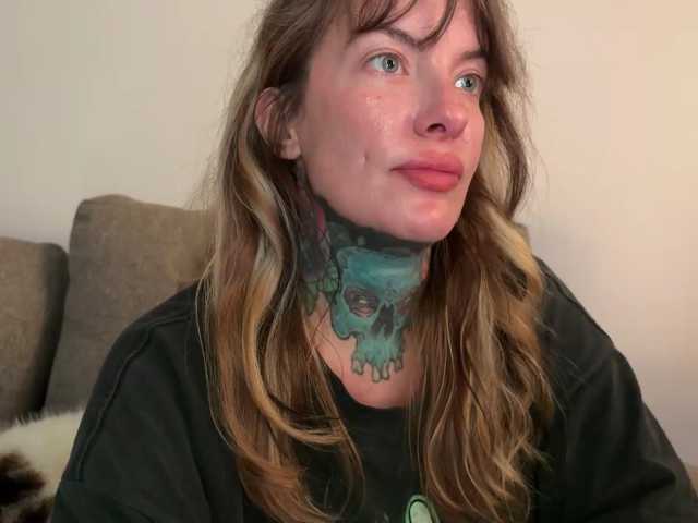 iiixbostonxiii live cam on BongaCams