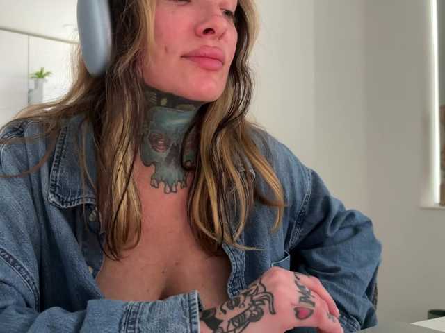 iiixbostonxiii live cam on BongaCams