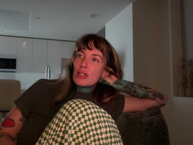 iiixbostonxiii live cam on BongaCams