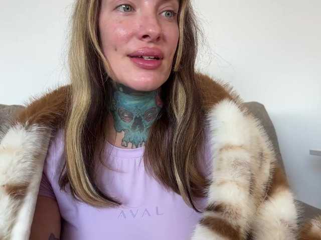 iiixbostonxiii live cam on BongaCams