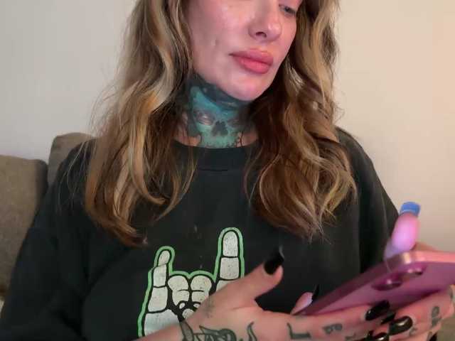 iiixbostonxiii live cam on BongaCams