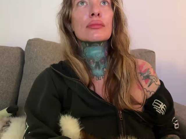 iiixbostonxiii live cam on BongaCams