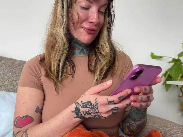 iiixbostonxiii live cam on BongaCams