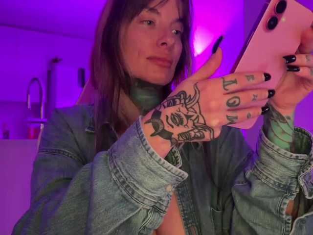 iiixbostonxiii, live now on BongaCams