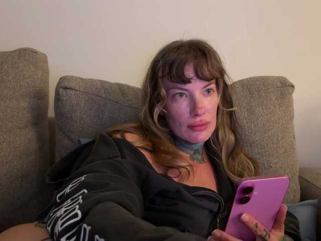iiixbostonxiii live cam on BongaCams