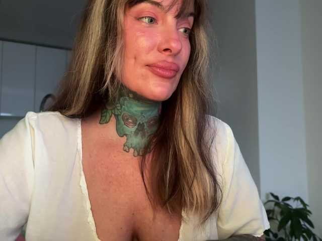 iiixbostonxiii live cam on BongaCams