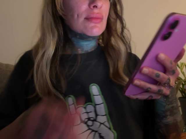 iiixbostonxiii live cam on BongaCams