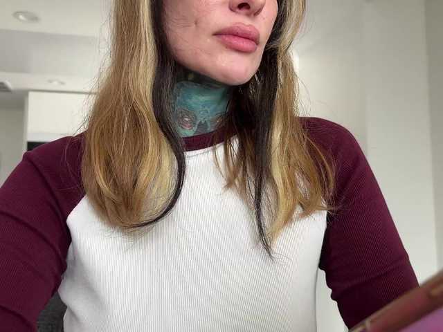 iiixbostonxiii live cam on BongaCams