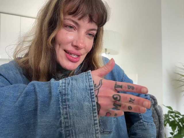 iiixbostonxiii live cam on BongaCams