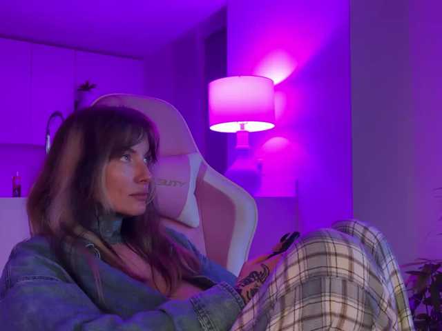 iiixbostonxiii, en directo ahora en BongaCams