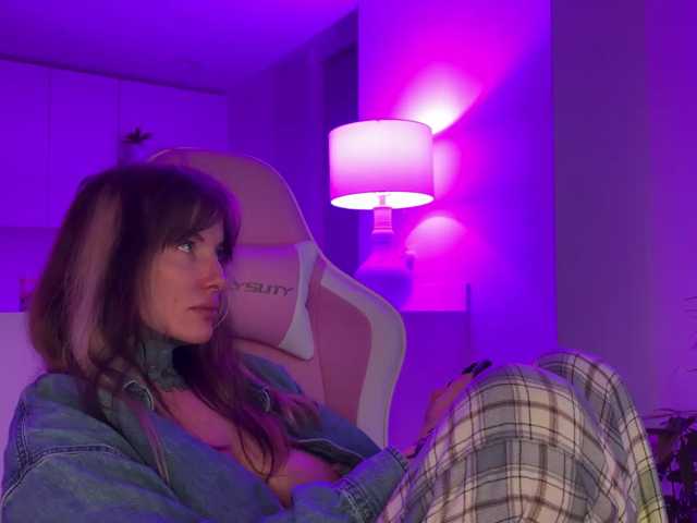 iiixbostonxiii, live now on BongaCams