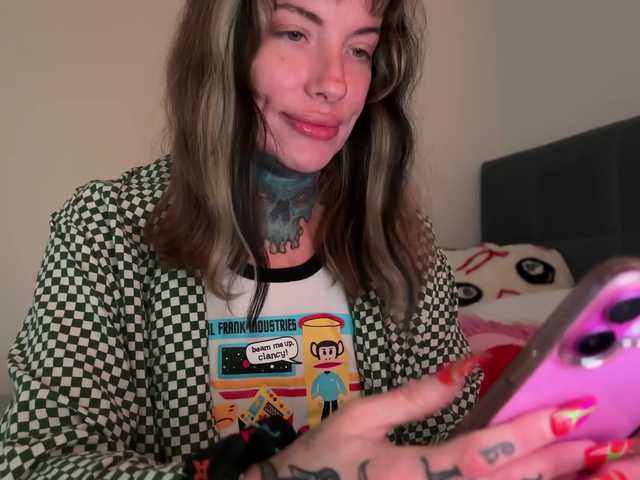 iiixbostonxiii's BongaCams show and profile