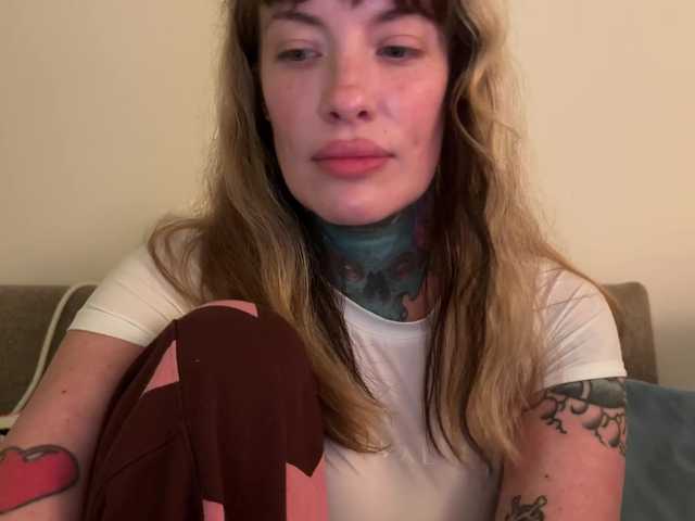 iiixbostonxiii live cam on BongaCams