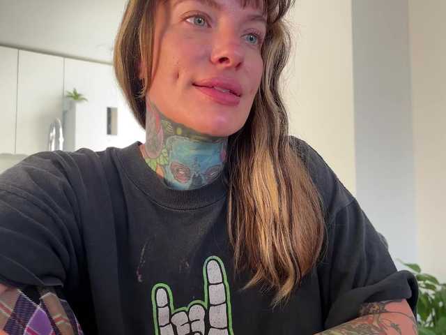 iiixbostonxiii live cam on BongaCams