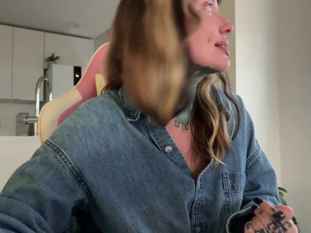 iiixbostonxiii live cam on BongaCams