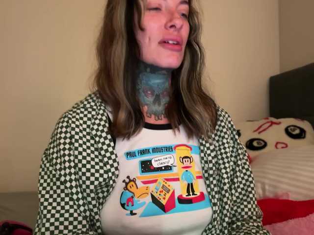 iiixbostonxiii's BongaCams show and profile