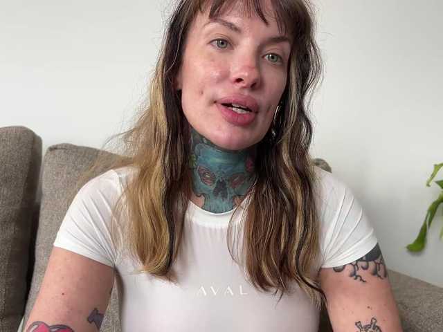iiixbostonxiii live cam on BongaCams