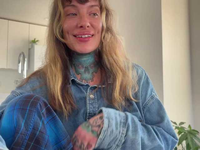 iiixbostonxiii live cam on BongaCams