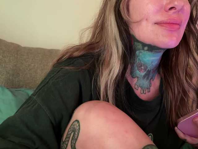 iiixbostonxiii live cam on BongaCams