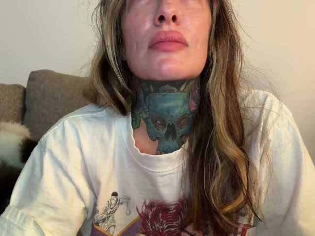 iiixbostonxiii live cam on BongaCams