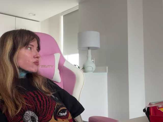 iiixbostonxiii, live now on BongaCams