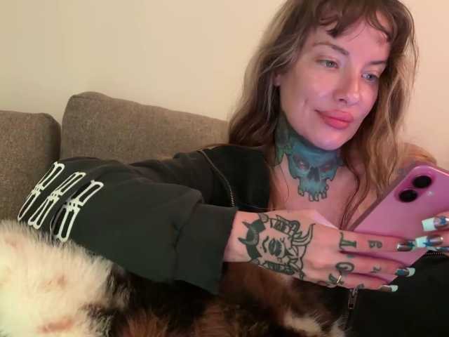 iiixbostonxiii live cam on BongaCams