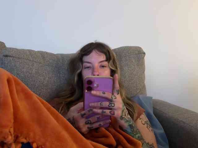 iiixbostonxiii Live Webcam on BongaCams