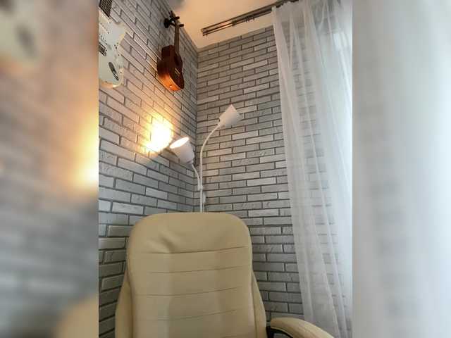 Alisia_Purr