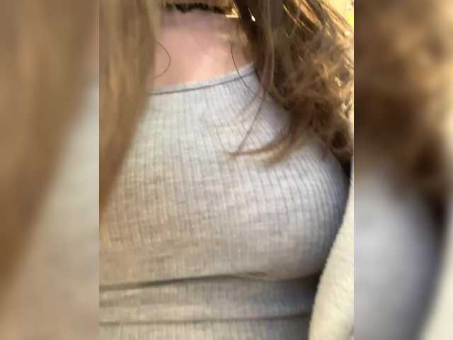 Alisia_Purr