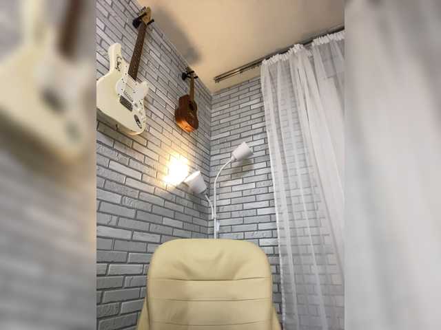 Alisia_Purr live cam preview