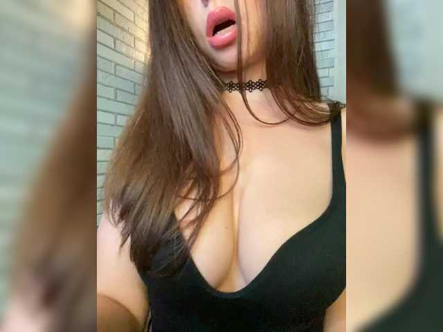 Alisia_Purr